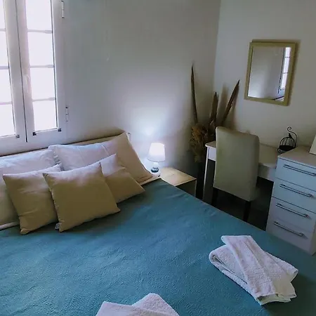 Folia Naxos 8 Naxos City