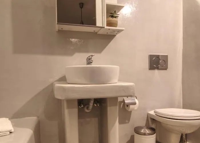 Folia Naxos Rooftop 8 *