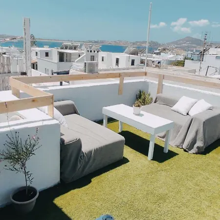 Folia Naxos 8 * Naxos City