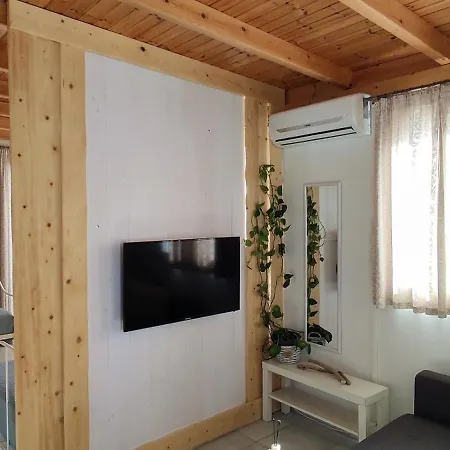 Folia Naxos 8 * Naxos City