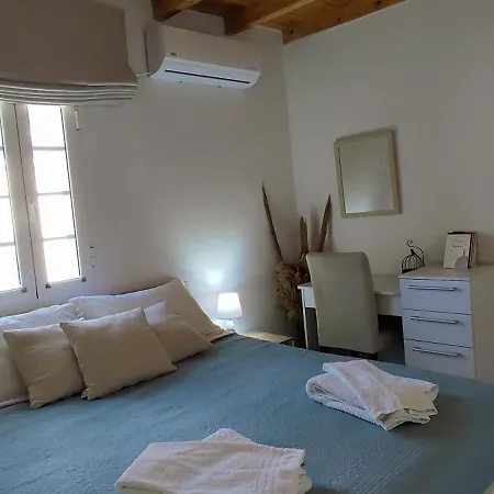 Folia Naxos Rooftop 8 Apartment *