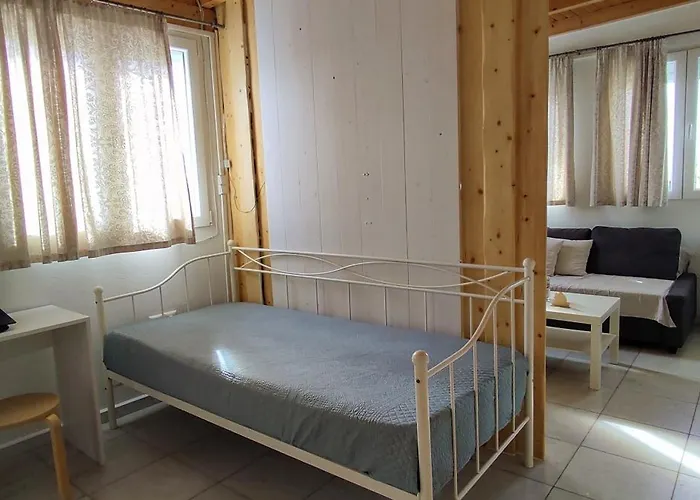 Folia Naxos Rooftop 8 *